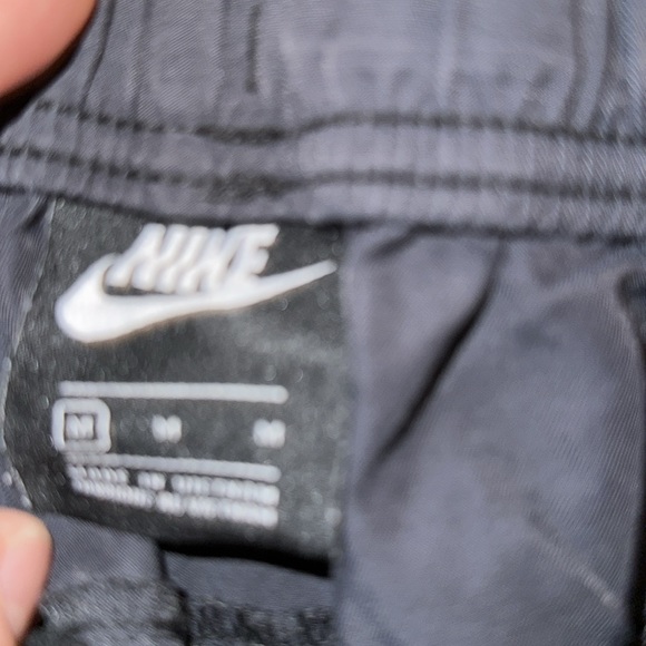 VINTAGE NIKE JOGGERS - Picture 4 of 4